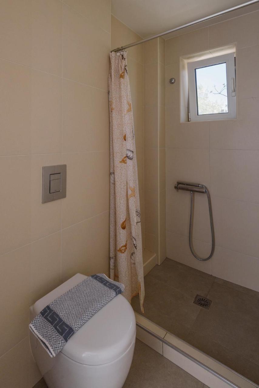 Poseidon Studios & Apartments Palaiochora Esterno foto